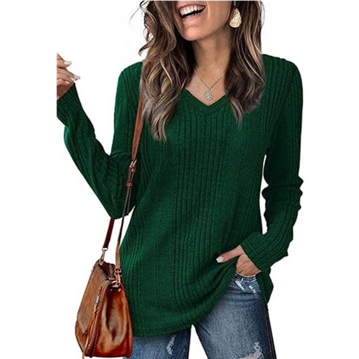 Fashionable women's V-neck sweater with ribbed structure Lune London