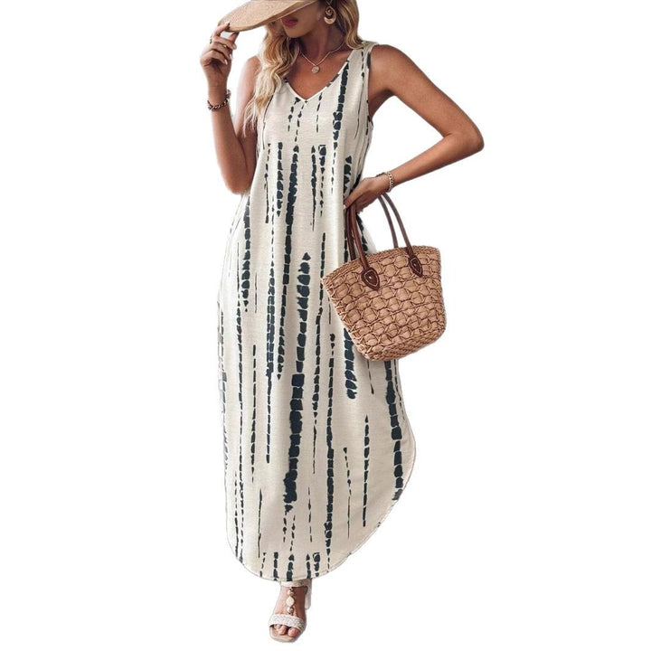Sleeveless maxi dress with V-neck for women with pockets Lune London