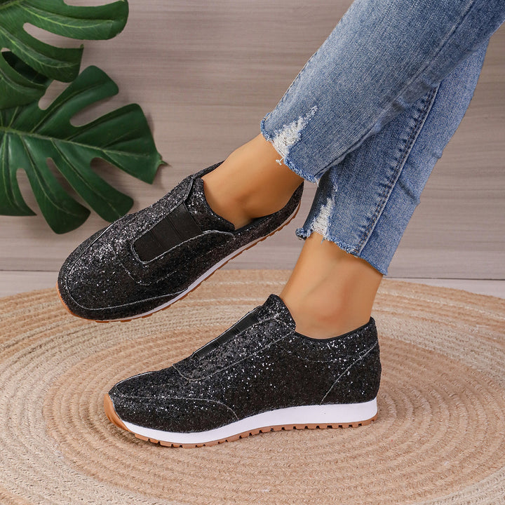 Women Sparkling Slip-On Sneakers with comfortable sole and breathable structure Lune London