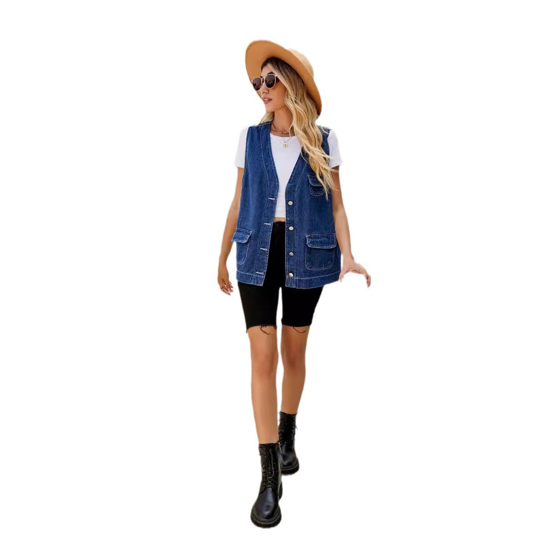 Oversized casual design women's denim jacket with practical pockets and Lune London button details