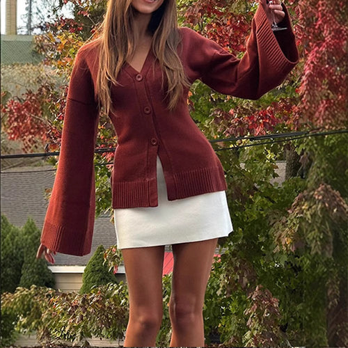 Casual cardigan for women with wide sleeves and button details Lune London