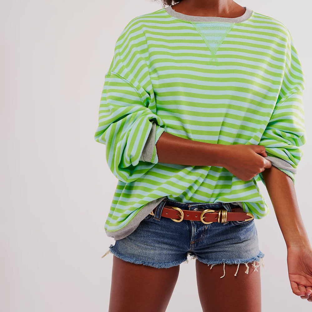 Casual sweatshirt for women with colorful striped pattern and comfortable fit Lune London