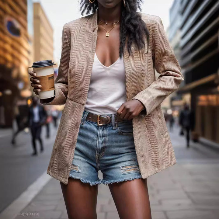 Lune London Elegant blazer for women with a honeycomb structure and fitted cut