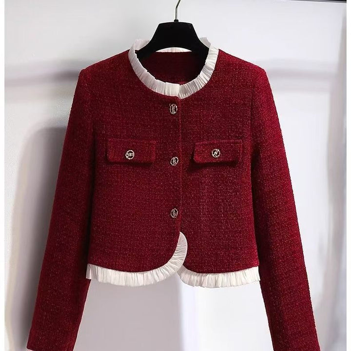 Veste courte élégante pour femmes avec détails de bouton texturé Chic & Stil