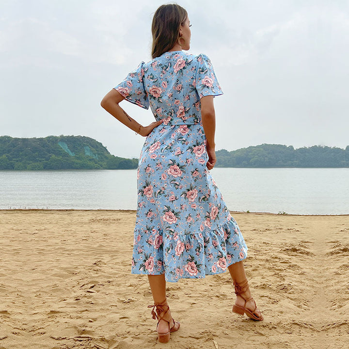 Robe Maxi Romantique pour Femmes avec Design Floral et Ourlet Volant Chic & Stil