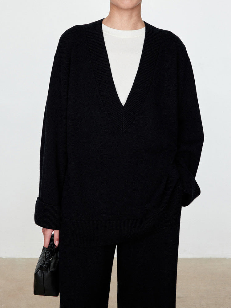 Pull en tricot épais pour femmes avec décolleté en V et coupe oversize Chic & Stil