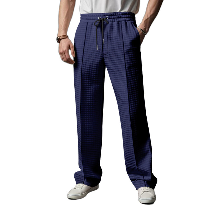 Casual sports pants for men with elastic waist and structured design Lune London