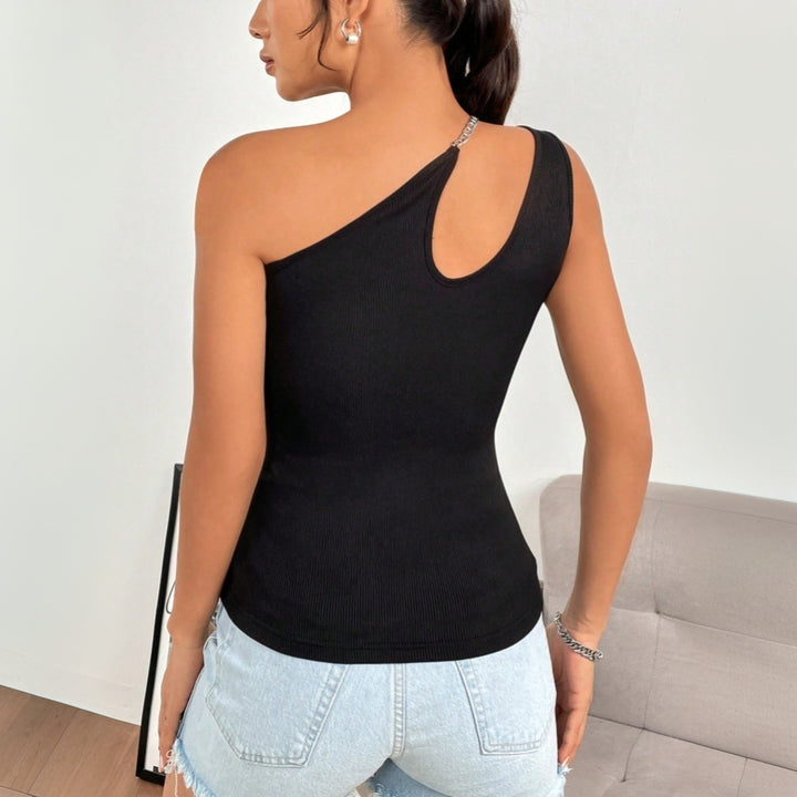 Asymmetrical body for women with delicate neckline and chain detail Chic & Stil
