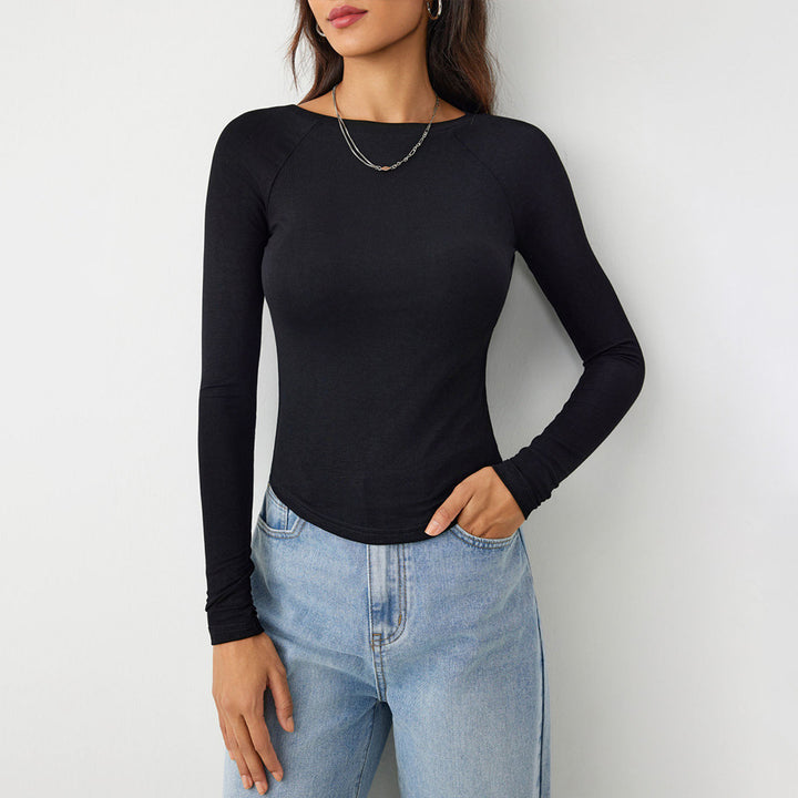 Chemisier à manches longues pour femmes avec une coupe flatteuse et un élégant col rond Chic & Stil