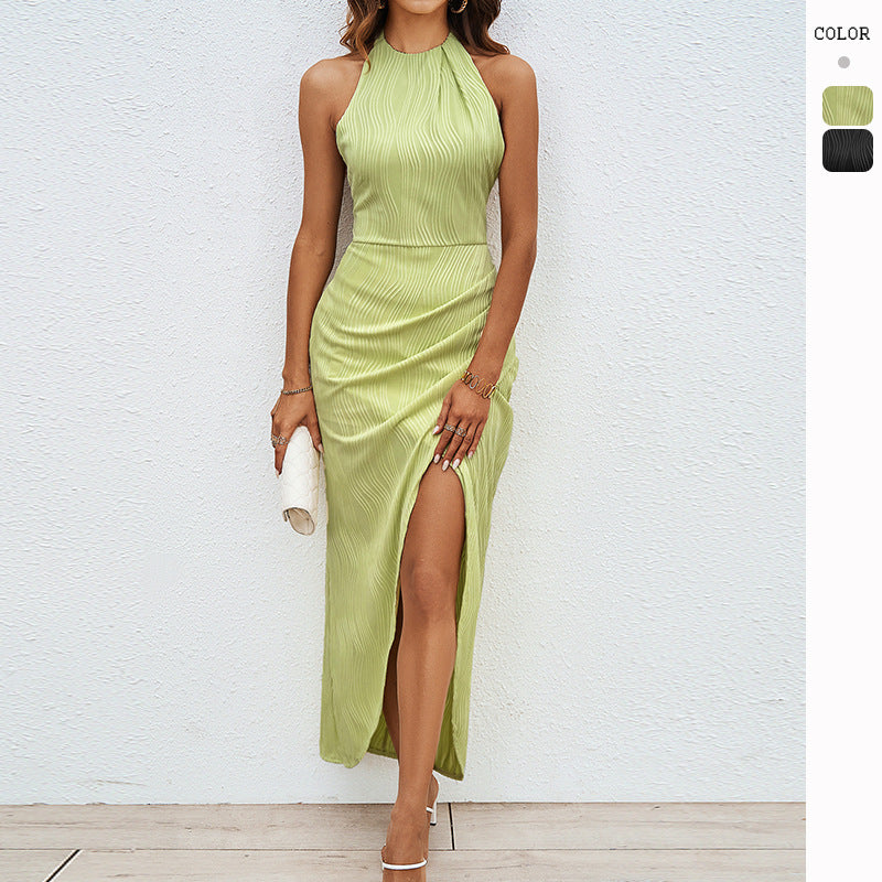 Elegant maxi dress for women with chic ruffled neckline and side slit Chic & Stil