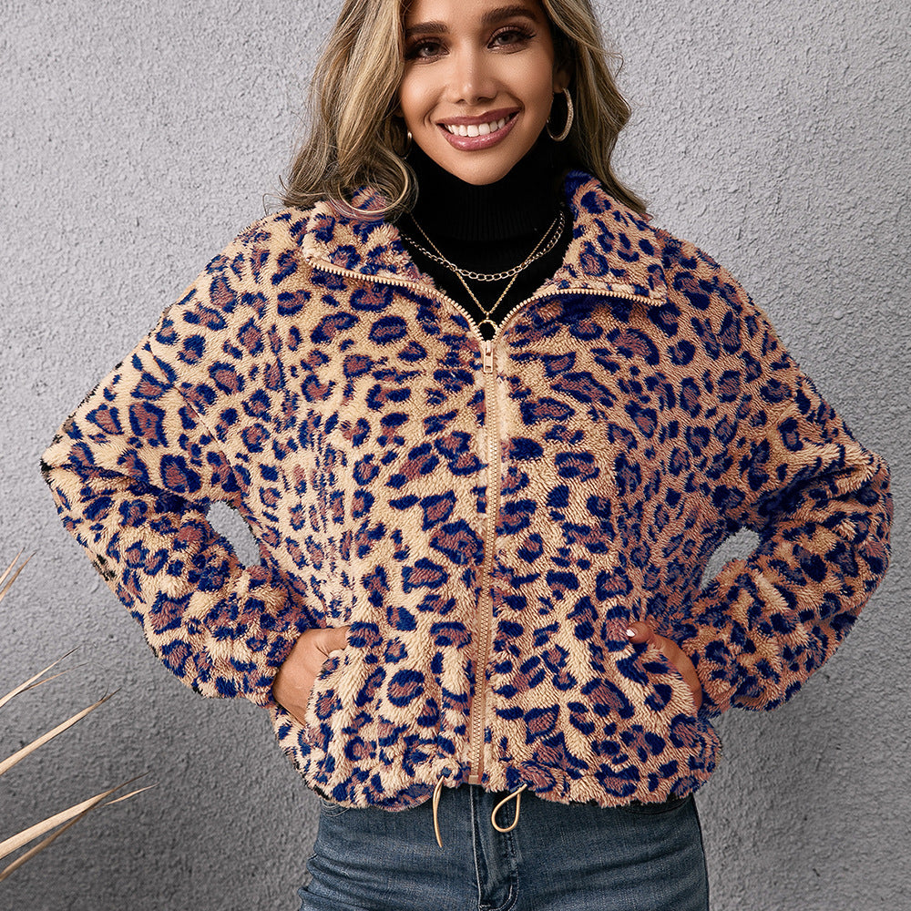 Fleece jacket for women with leopard print and side pockets Lune London