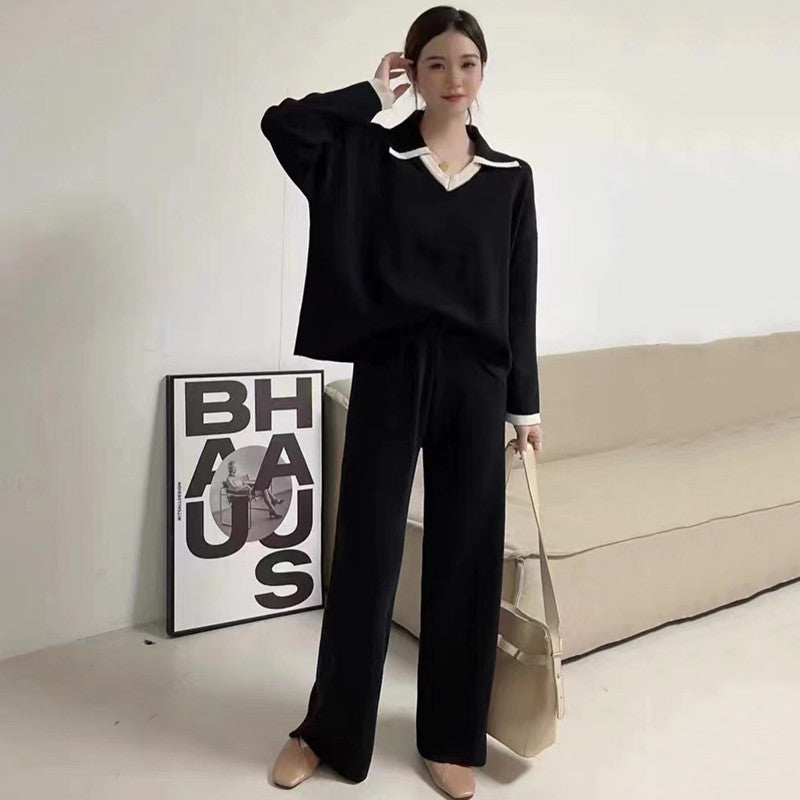 Elegant and casual knit set for women with V-neck and wide hem Lune London
