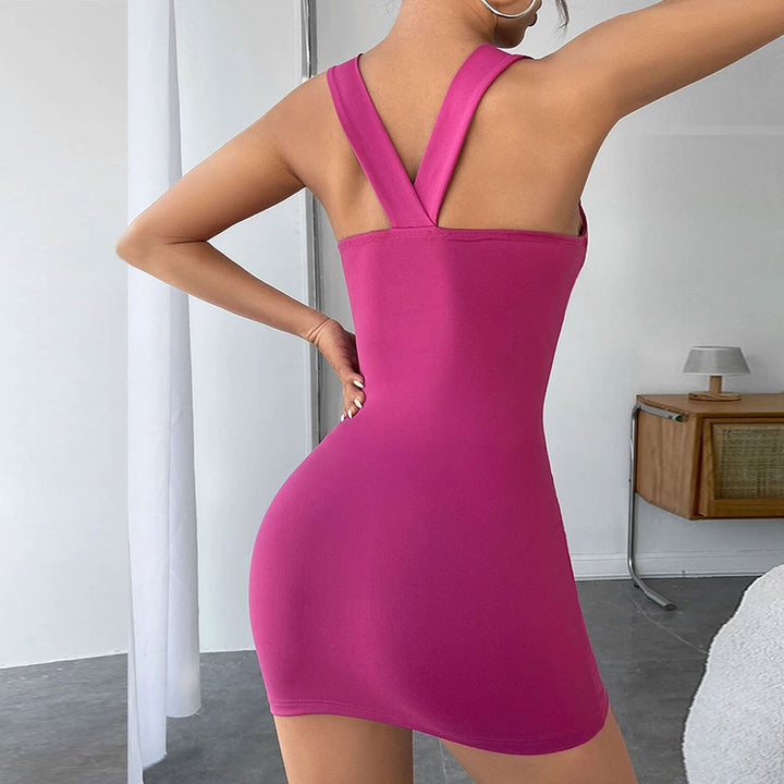 Robe mini halter ajustée pour femmes avec un design drapé élégant Chic & Stil