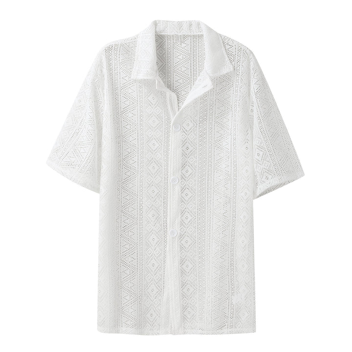 Short-sleeve shirt for men with textured pattern and button placket Lune London