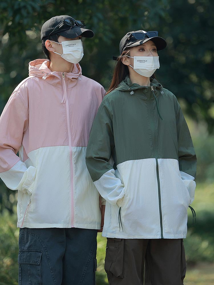 Ladies lightweight and water-resistant outdoor jacket with hood Lune London