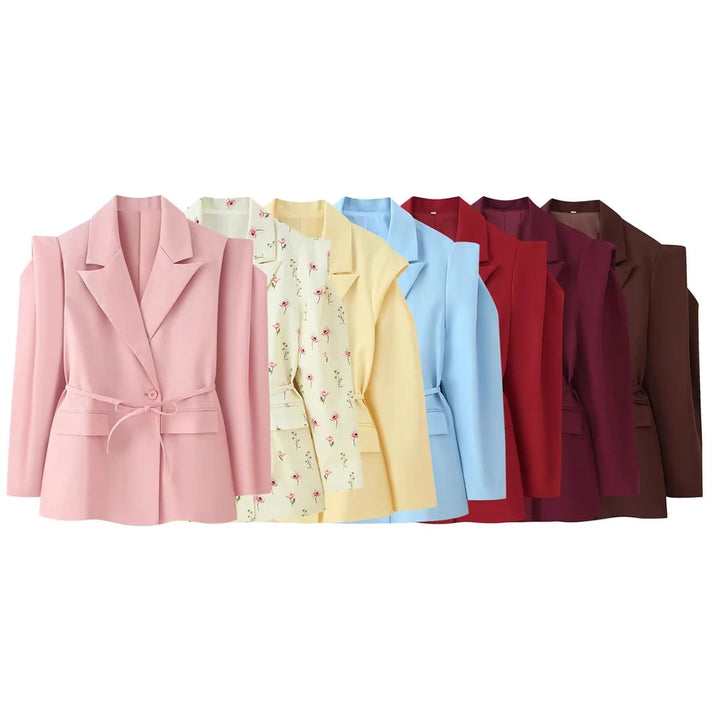Blazer jacket for women with wide shoulders and adjustable belt Lune London