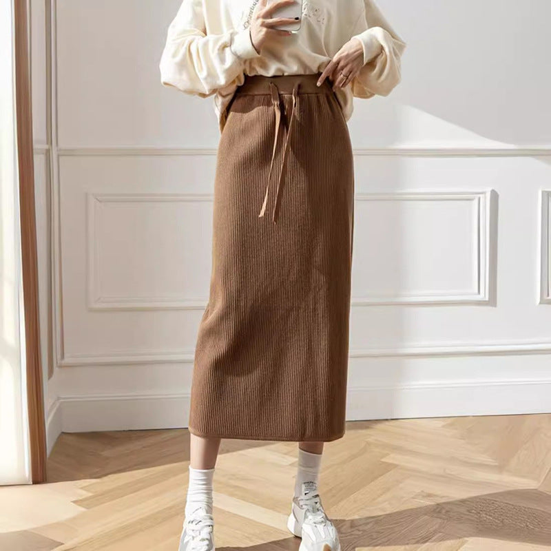 Jupe tricotée pour femmes mi-longue avec taille et design texturé Chic & Stil