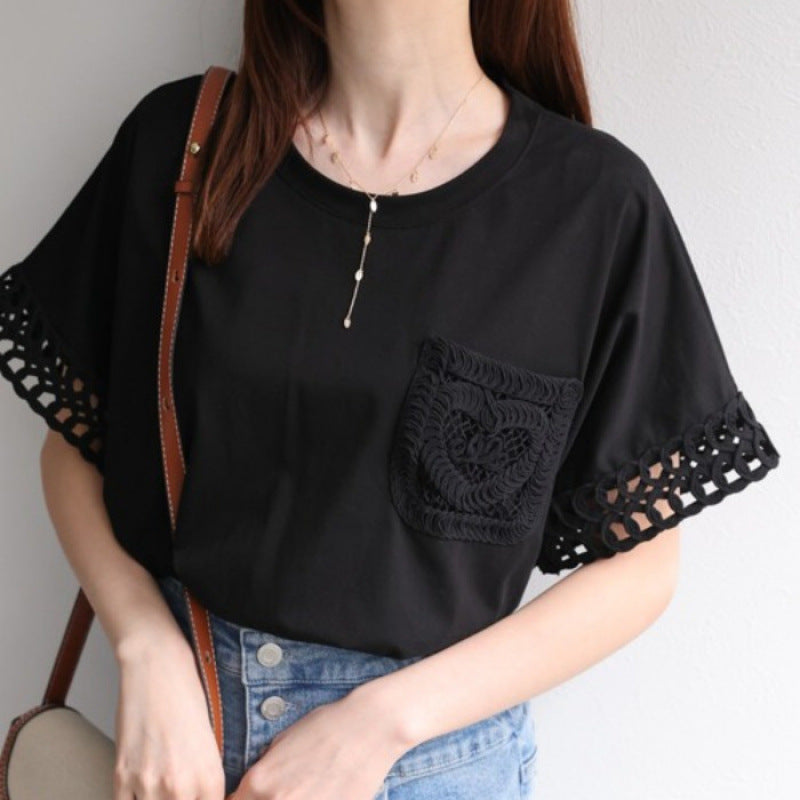 Lune London women's t-shirt with crochet lace and pockets