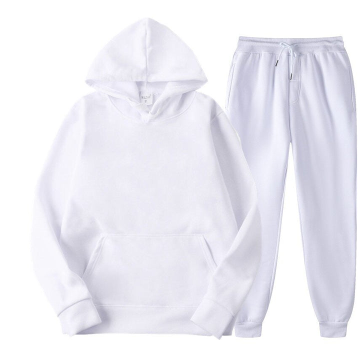 Lune London comfortable sweatshirt and jogger pants set for women