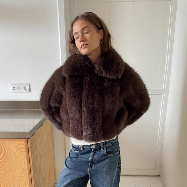 Ladies faux fur jacket in chic crop style