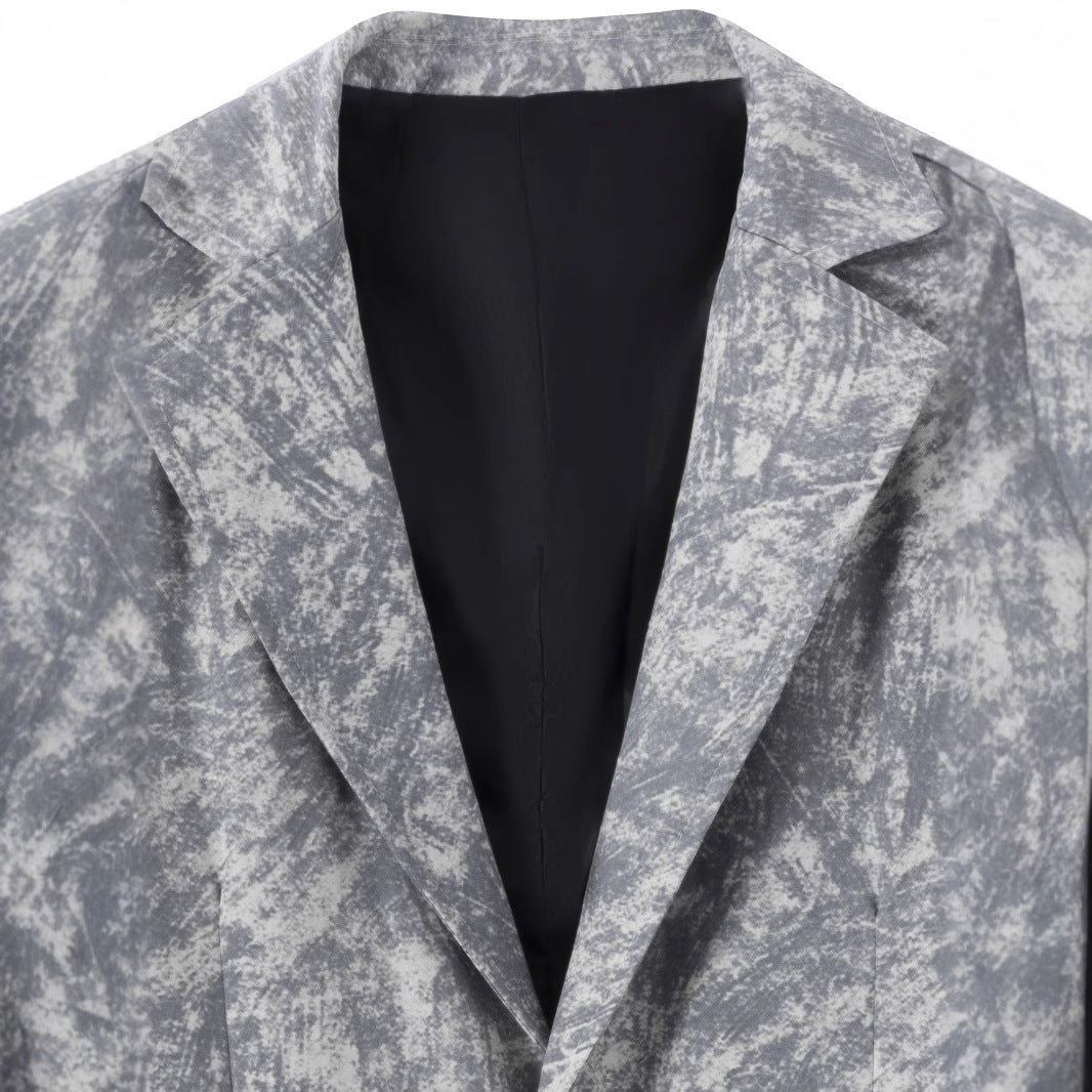 Casual structured men's blazer with a modern design and two pockets Lune London