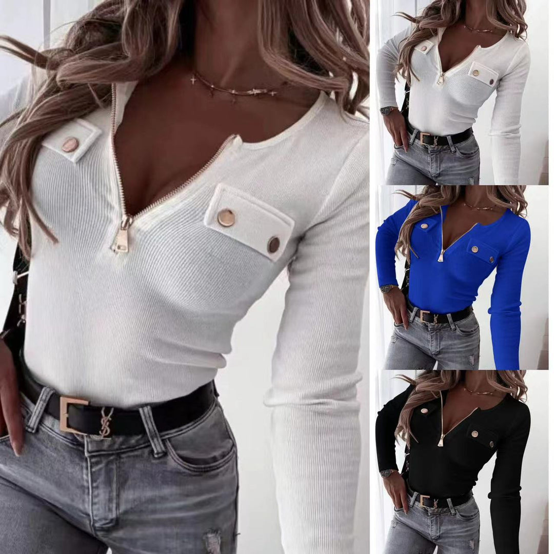 Ladies Zippered Top with Long Sleeves and Decorative Pockets Lune London