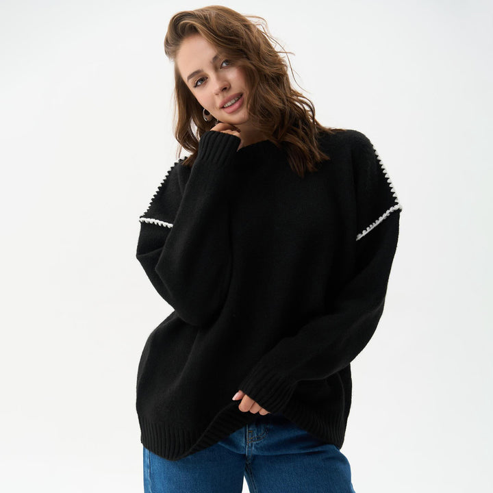 Elegant knitted sweater for women with unique ribbed structures and trendy accents Lune London