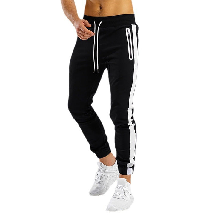 Sporty jogger pants for men with innovative side pockets Lune London