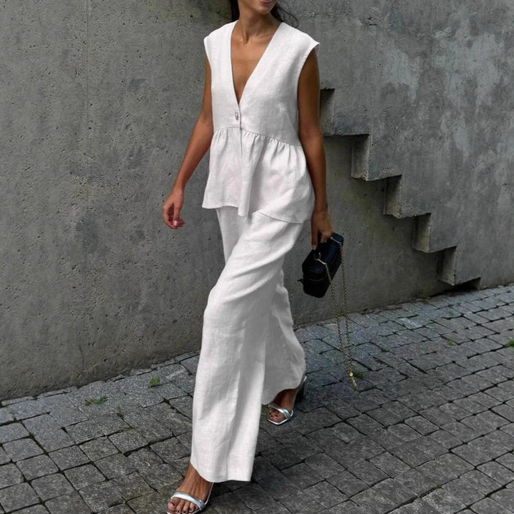Ladies Elegant Linen Pantsuit Chic and Stylish