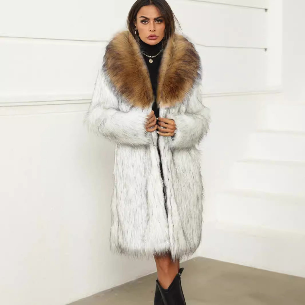 Ladies luxurious faux fur coat with voluminous collar Lune London