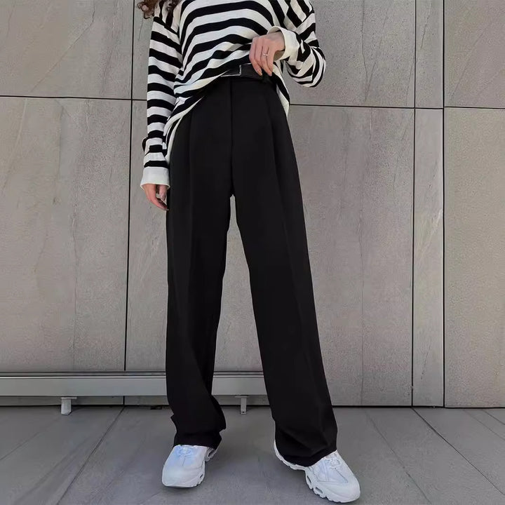 Women Elegant High-Waisted Pants with Distinct Pleats and Tie Belt Lune London