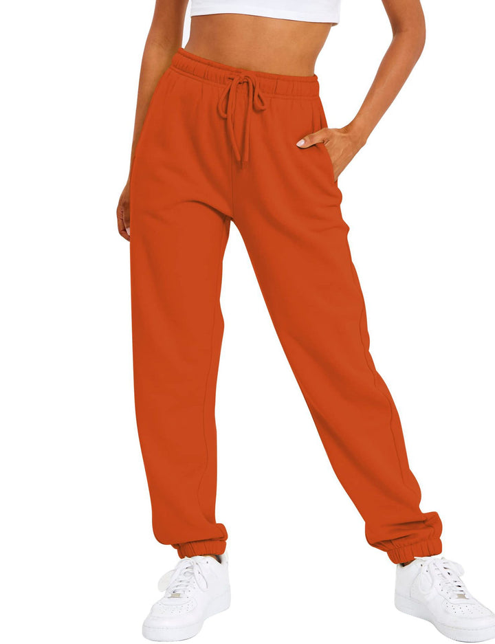 Women’s sporty leisure pants with elastic waistband and high-waisted cut Chic & Stil