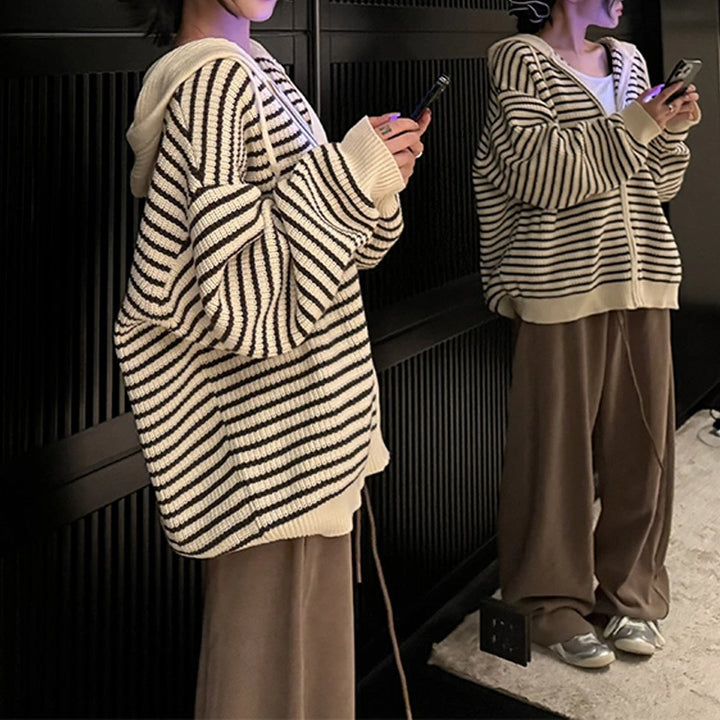 Cardigan oversized pour femmes avec zip et capuche Chic & Stil