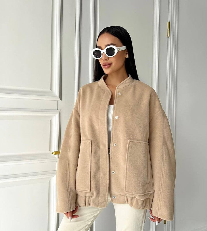 Fleece jacket for women with a relaxed fit and practical pockets Lune London