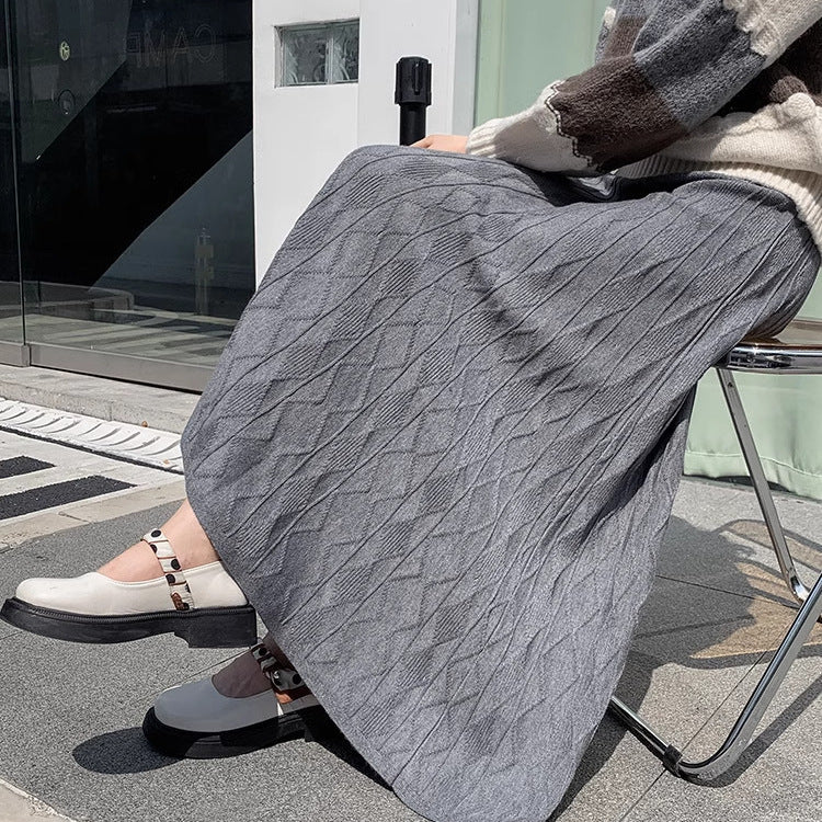 Knitted skirt for women with a modern diamond pattern Lune London