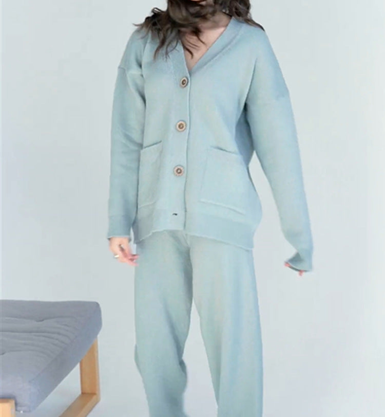 Ladies comfortable knit cardigan with practical pockets and chic button details