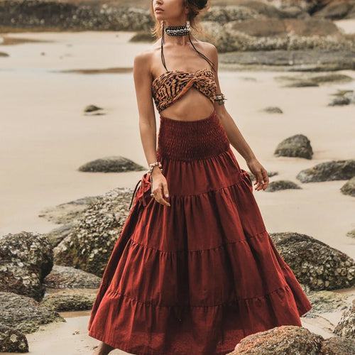 Casual long skirt for women with practical pockets and relaxed fit Lune London