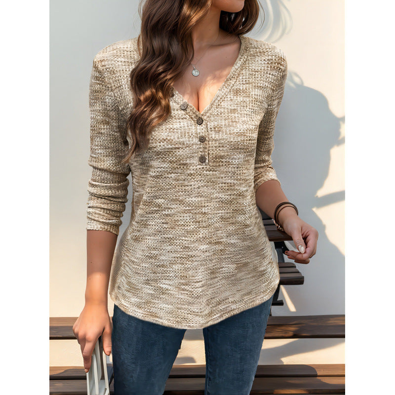 Casual waffle-textured top for women with decorative buttons Lune London