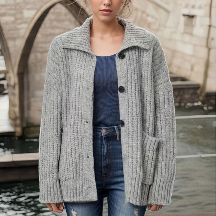 Lady cardigan with high collar and button closure Lune London
