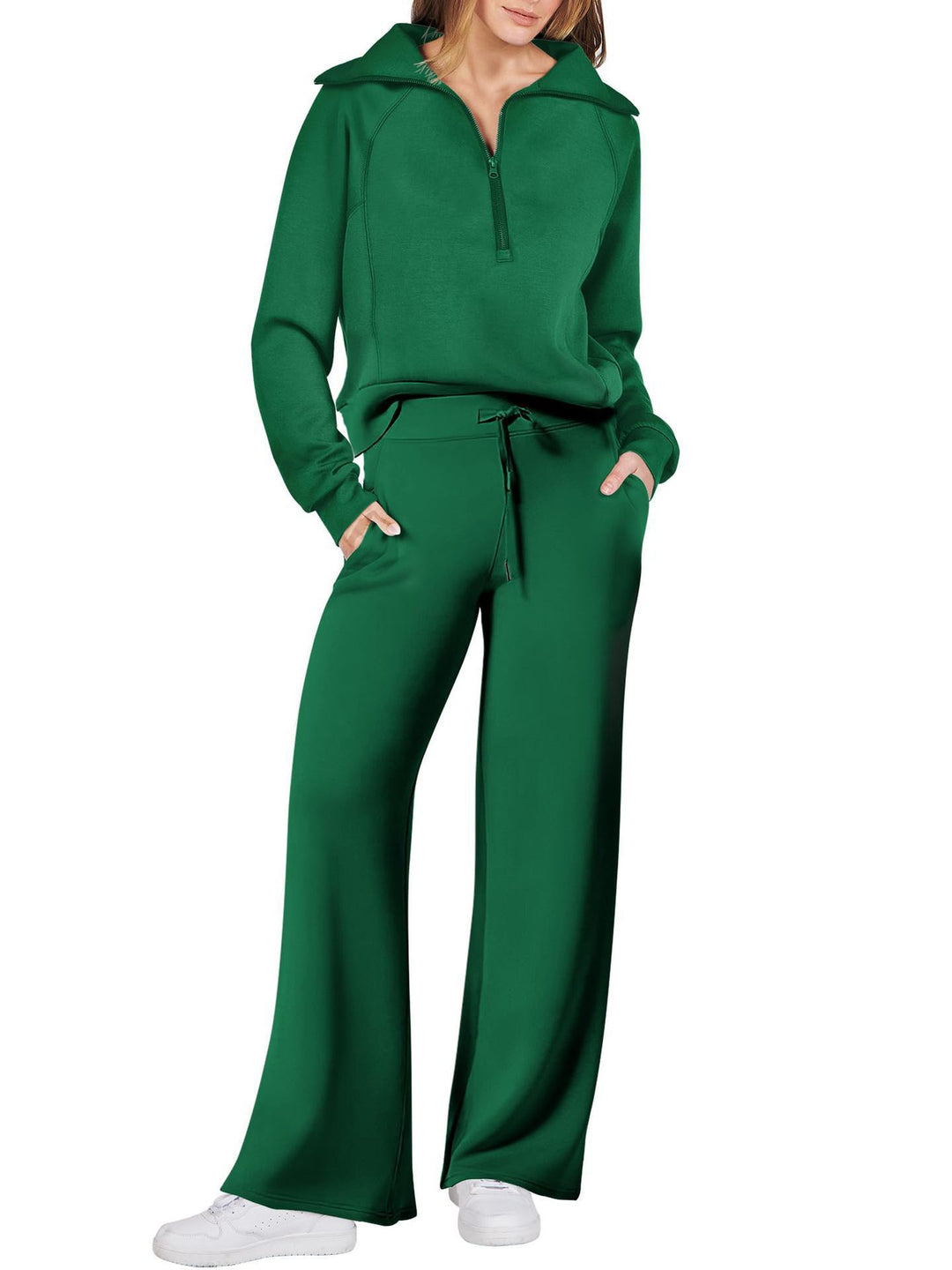 Lune London high-quality loose-fit women's sports set with high collar