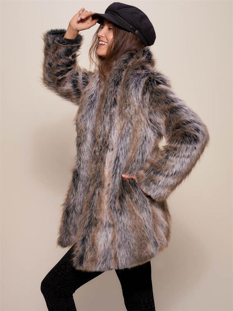 Ladies Faux Fur Thief with Trendy Lining and High Collar Lune London
