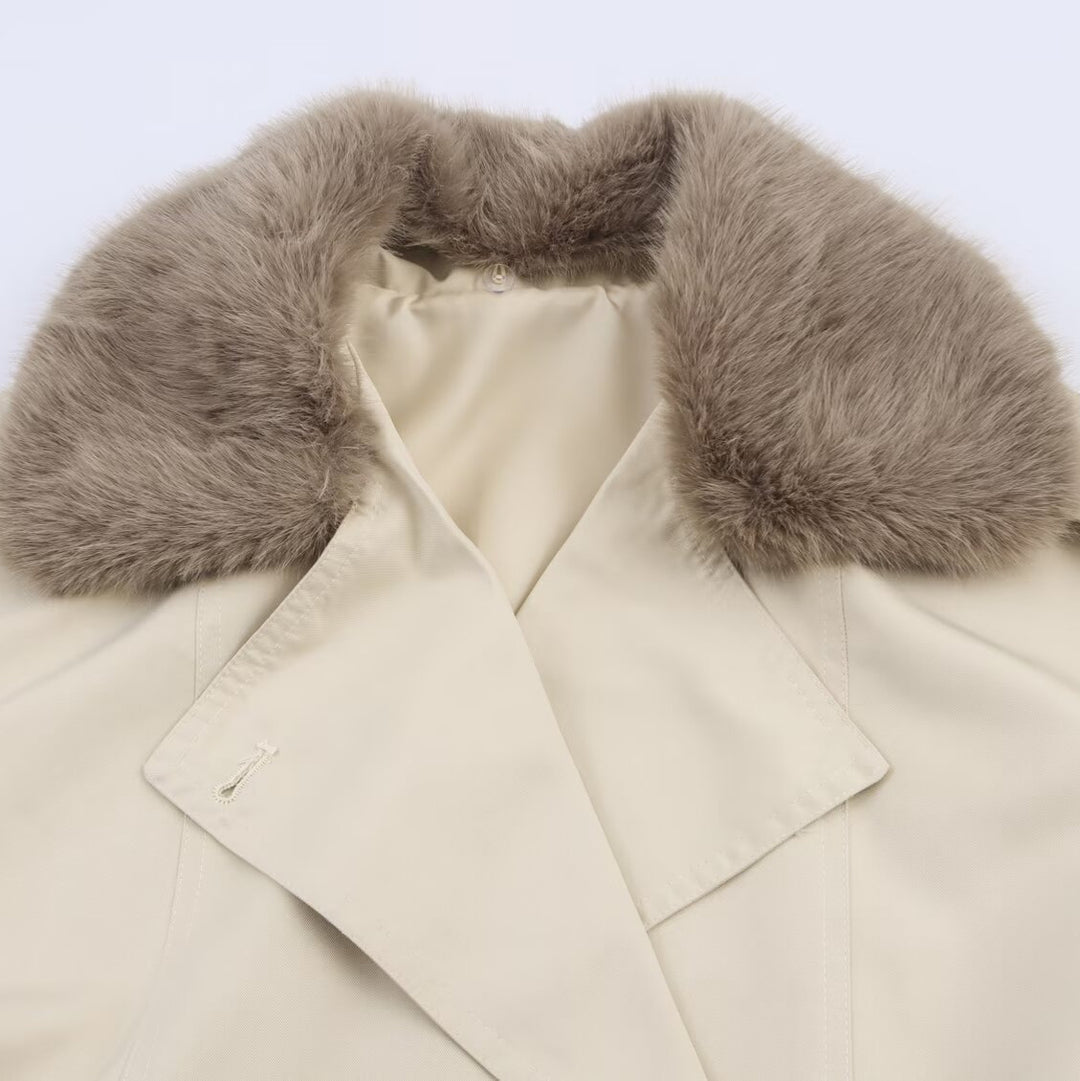 Transitional jacket for women with a luxurious faux fur collar and practical buttons Lune London