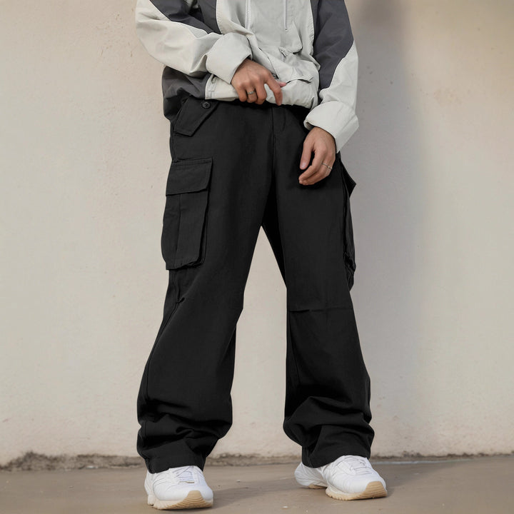 Cargo pants for women in a casual urban Lune London