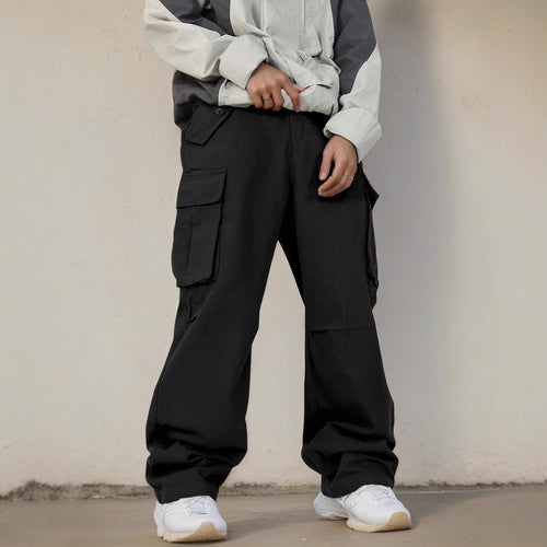 Cargo pants for women in a casual urban Lune London