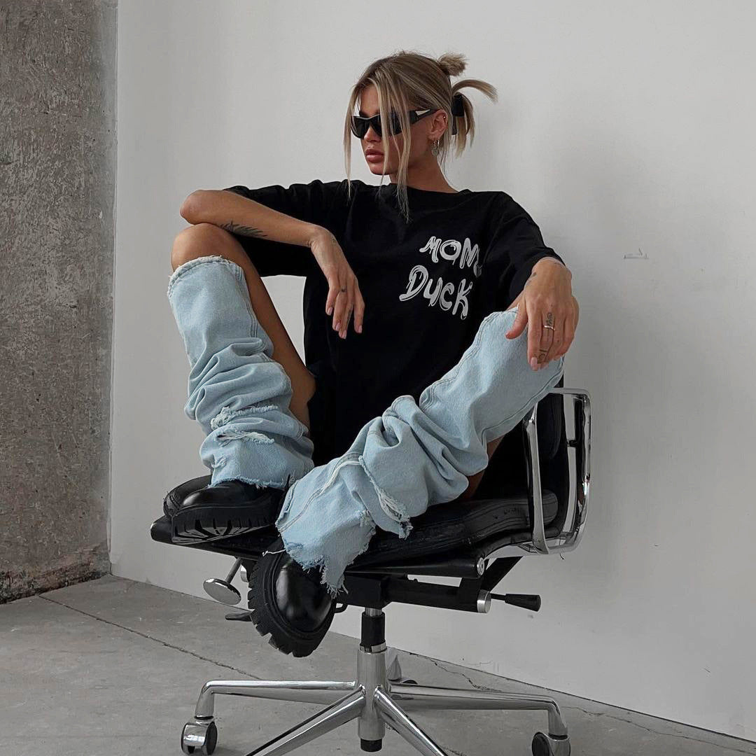Oversized T-shirt for women with creative print Lune London