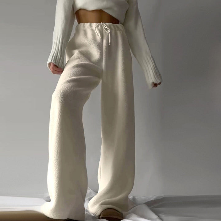 Pants de loisirs confortables pour femmes avec taille haute et poches latérales Chic & Stil