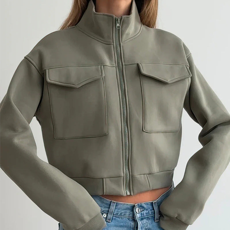 Casual short jacket for women with applied pockets Lune London