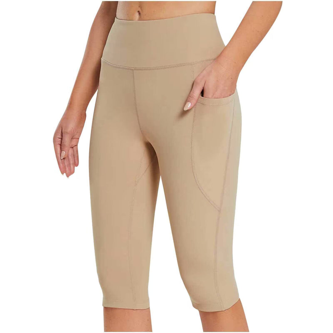 Lune London women's sporty Capri pants with practical side pockets
