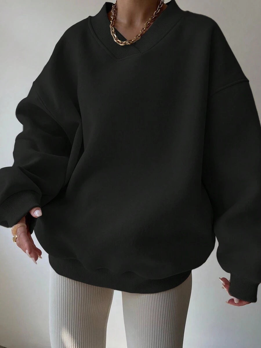 Women Oversized Sweatshirt with V-Neck and Wide Hem Lune London