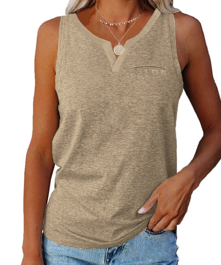 Casual women’s T-shirt with V-neck and chest pocket Lune London